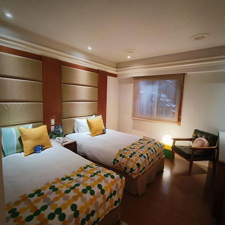 Erin Hotel Taipei Exterior photo